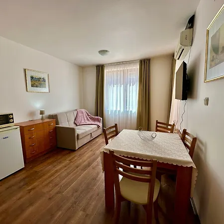 Efir 2 - Menada Apart Otel