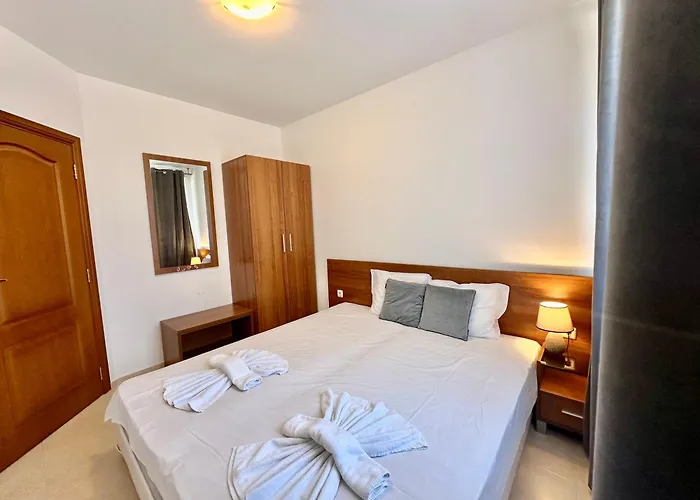 Aparthotel Efir 2 - Menada 3*