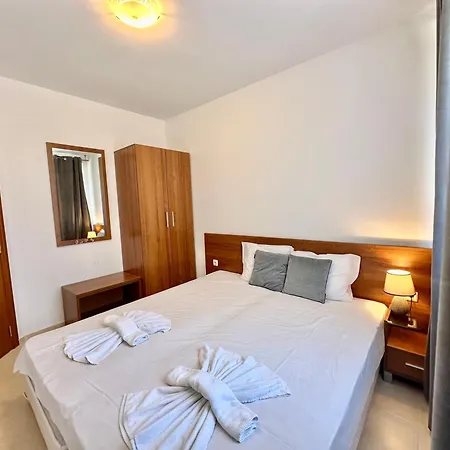Aparthotel Efir 2 - Menada 3*
