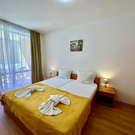 Aparthotel Efir 2 - Menada Sluneční pobřeží