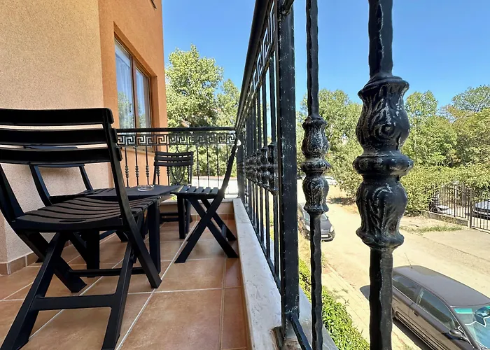 Aparthotel Efir 2 - Menada 3*