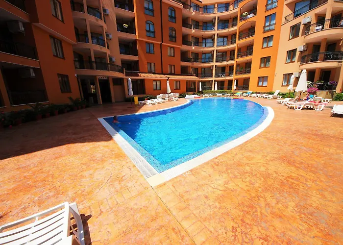 Efir 2 - Menada Lägenhetshotell