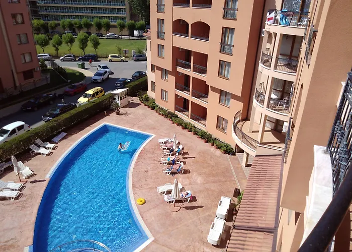 Efir 2 - Menada Lägenhetshotell 3*