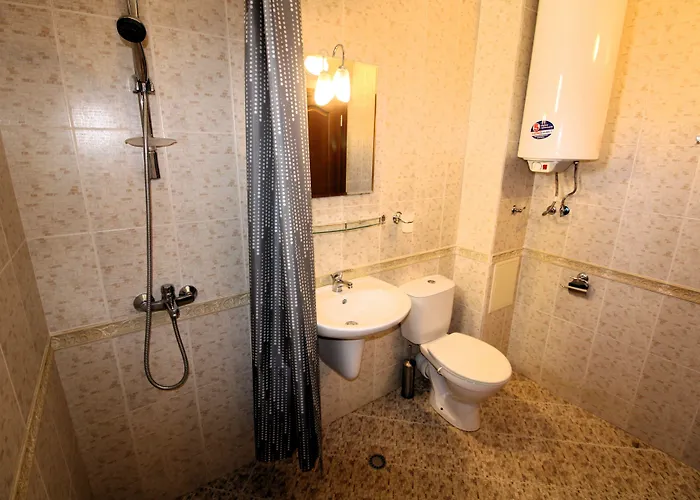 Lägenhetshotell Efir 2 - Menada 3*